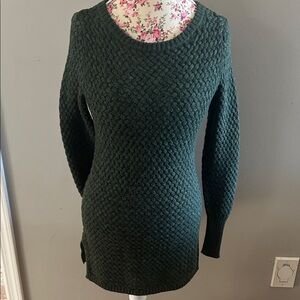 Athleta Deep Green Textured Crew Neck Sweater